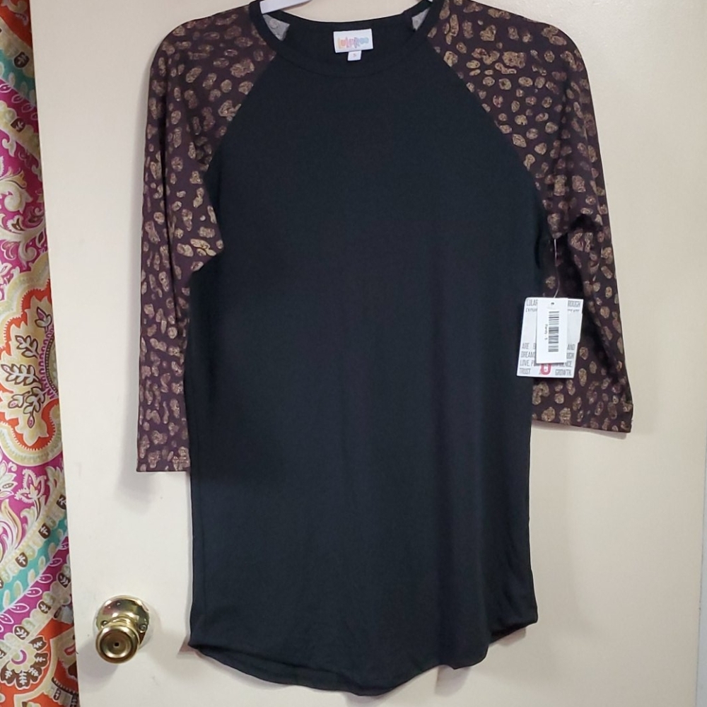 5 for $25 Lularoe Randy Baseball tee Small